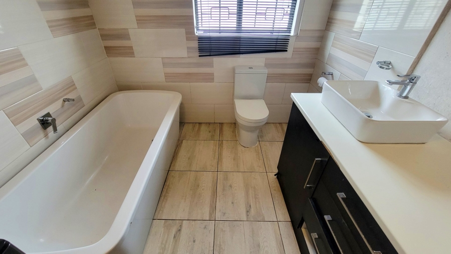 3 Bedroom Property for Sale in Mandalay Western Cape